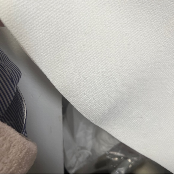 Scanlan Theodore white crepe knit dress with belt small - Picture 8 of 9